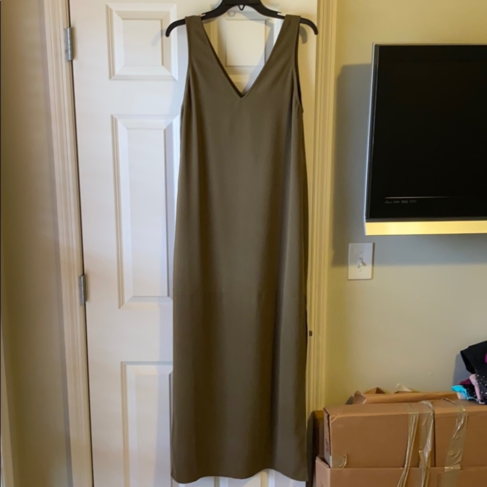 Leith Olive Green Maxi Dress 👗